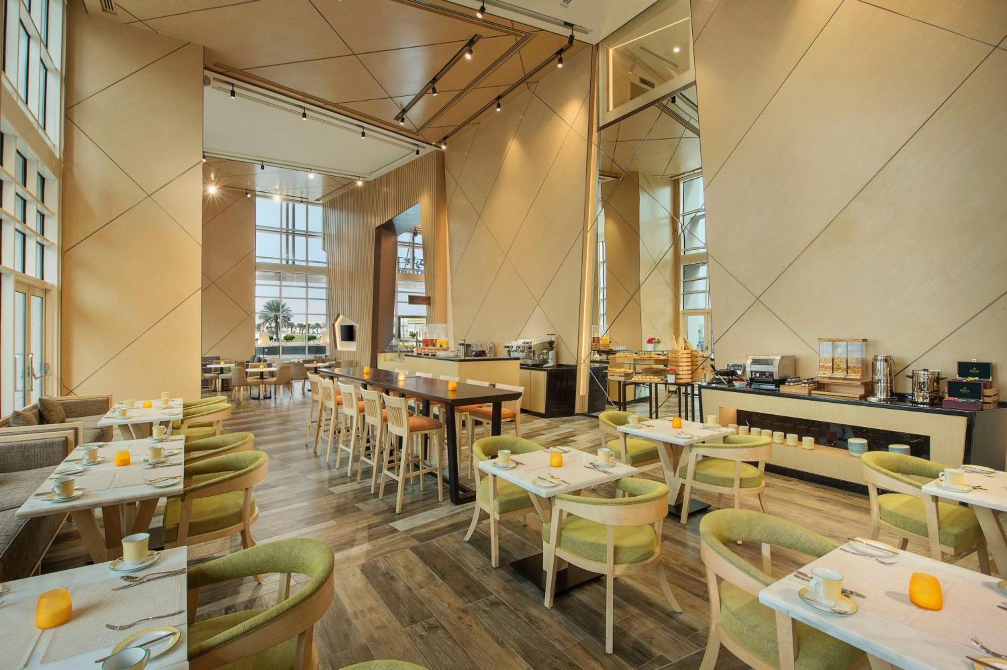 Hilton Garden Inn Al-Khobar Eksteriør bilde